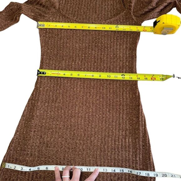 ASTR The Label Hi-Slit ribbed brown stretch knit Midi Dress Sz Medium Bodycon - Picture 6 of 10